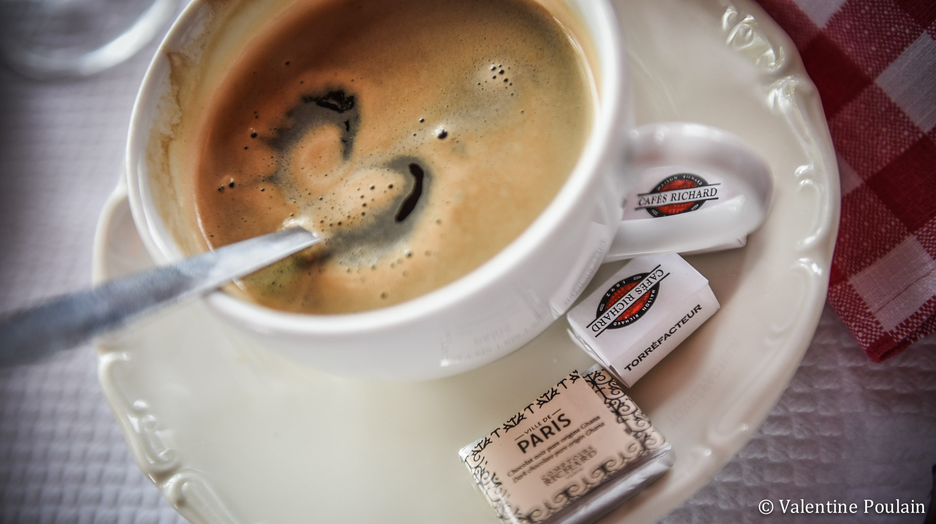 Paris photo tasse café - Valentine Poulain