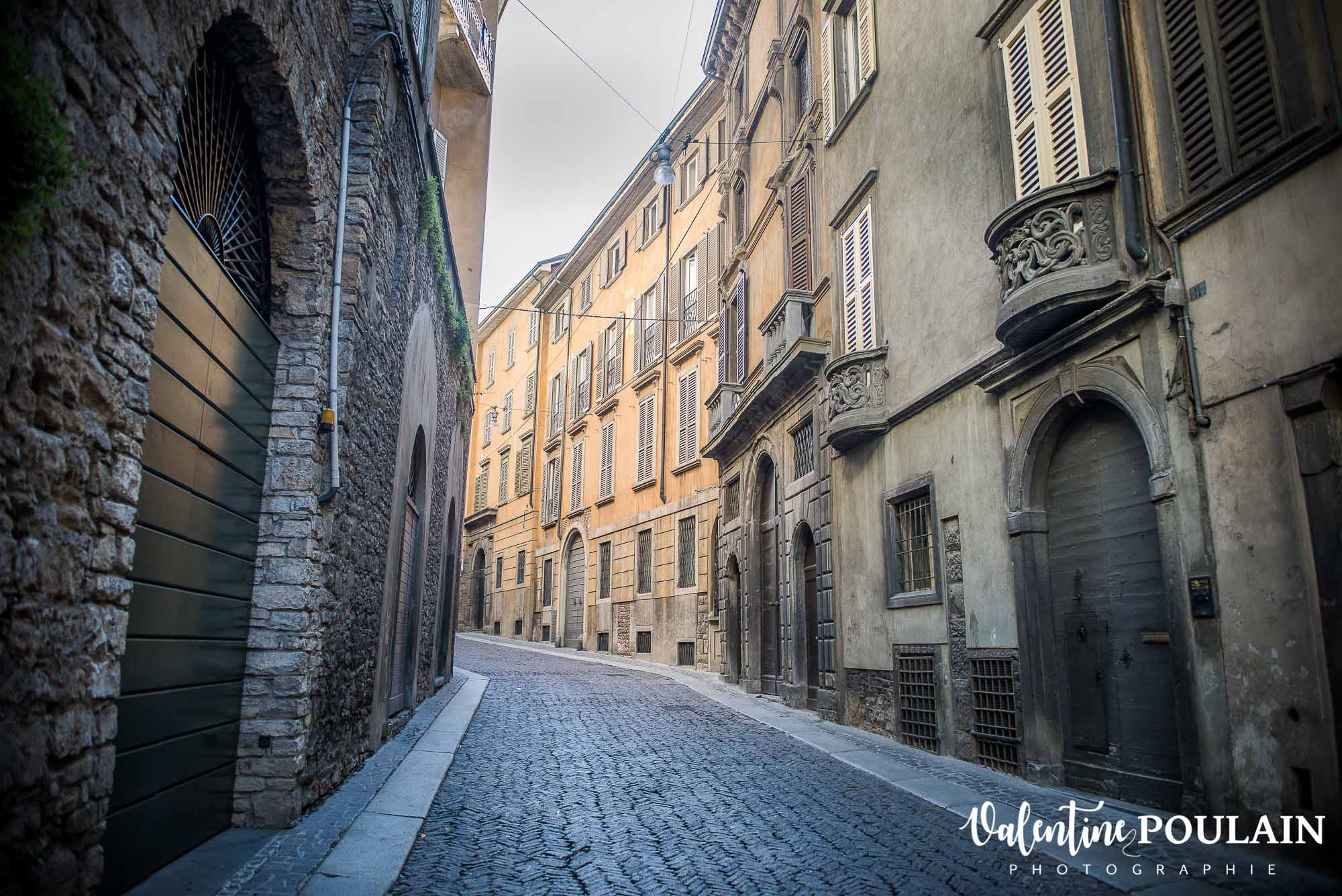 Ruelle Menaggio Lombardie Italie - Valentine Poulain