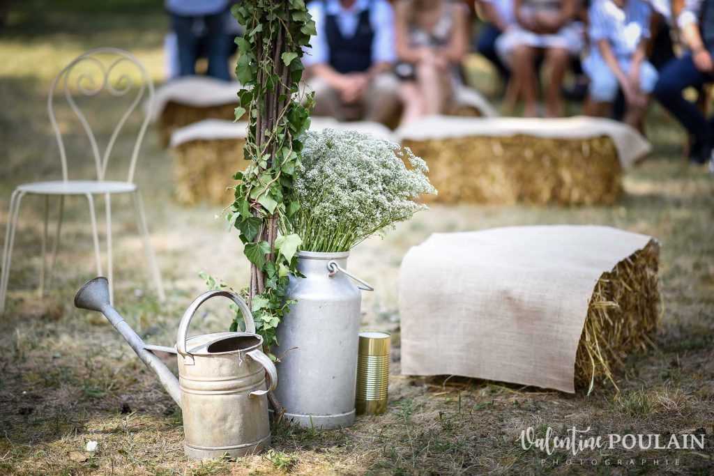 Mariage champêtre cérémonie laïque extérieure décoration