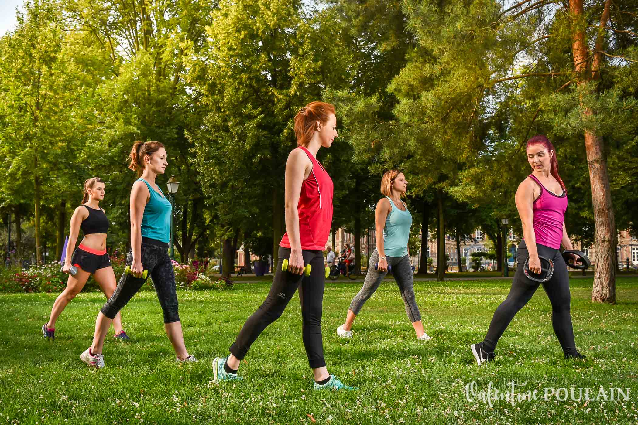 Shooting coaching fitness girls gainage