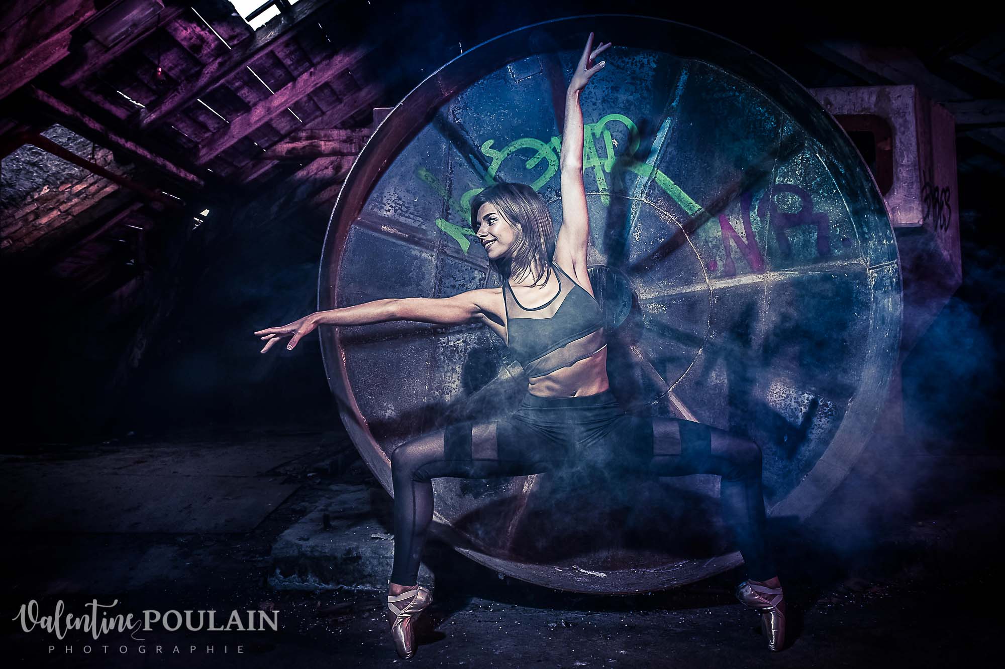 Shooting danseuse classique Justine fumée