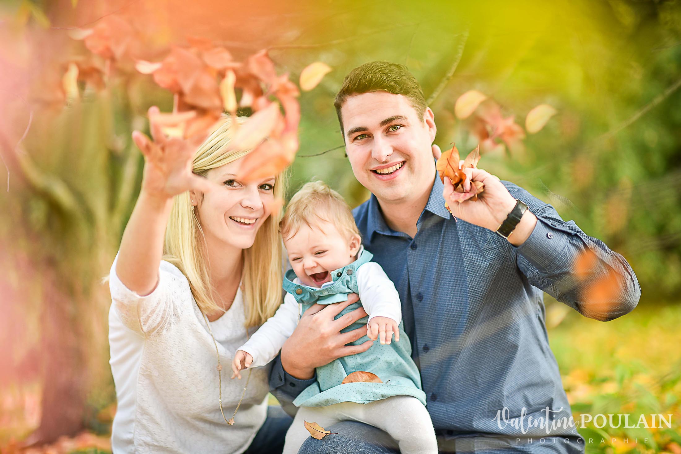 Shooting famille automne couleurs - Valentine Poulain