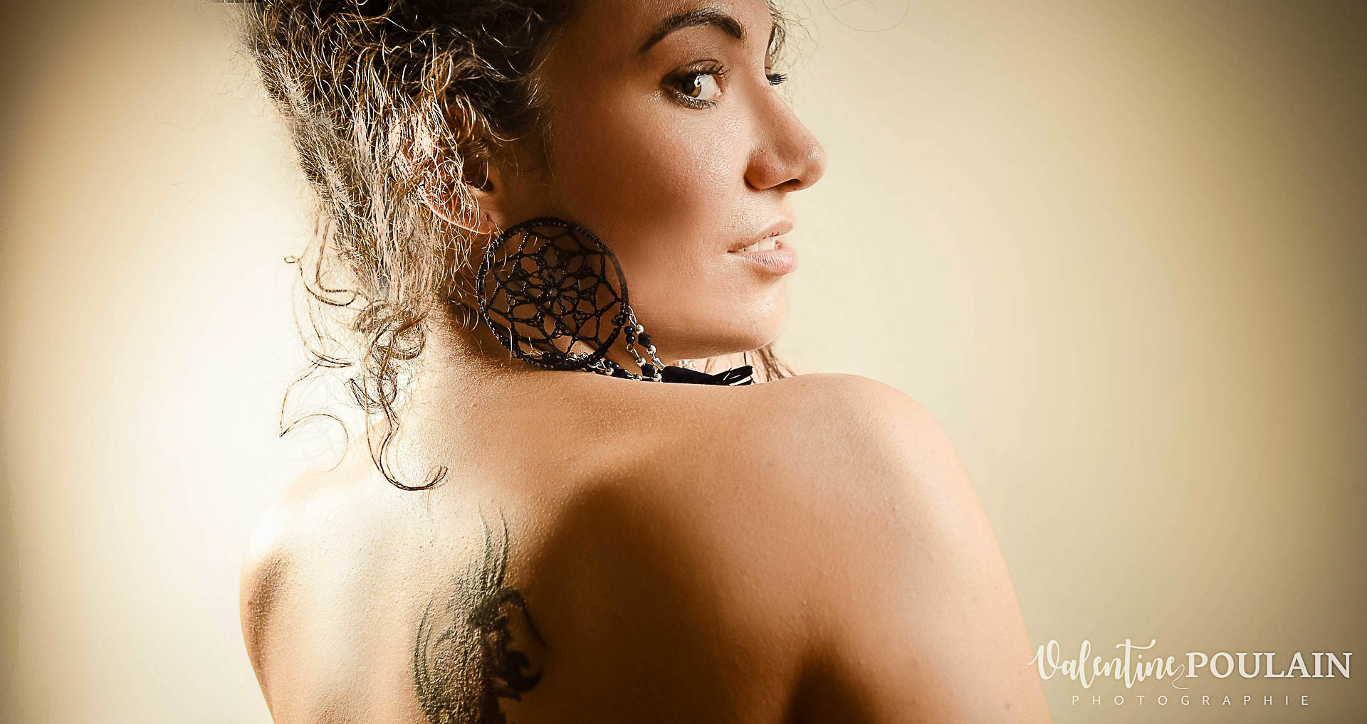 Shooting boudoir dos nu - Valentine Poulain