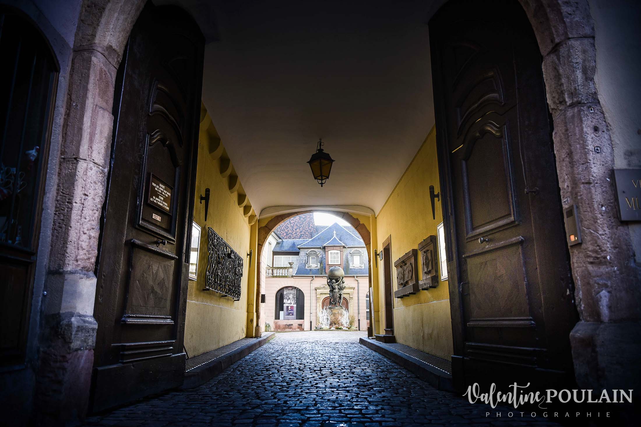 Photo Colmar Valentine Poulain porte