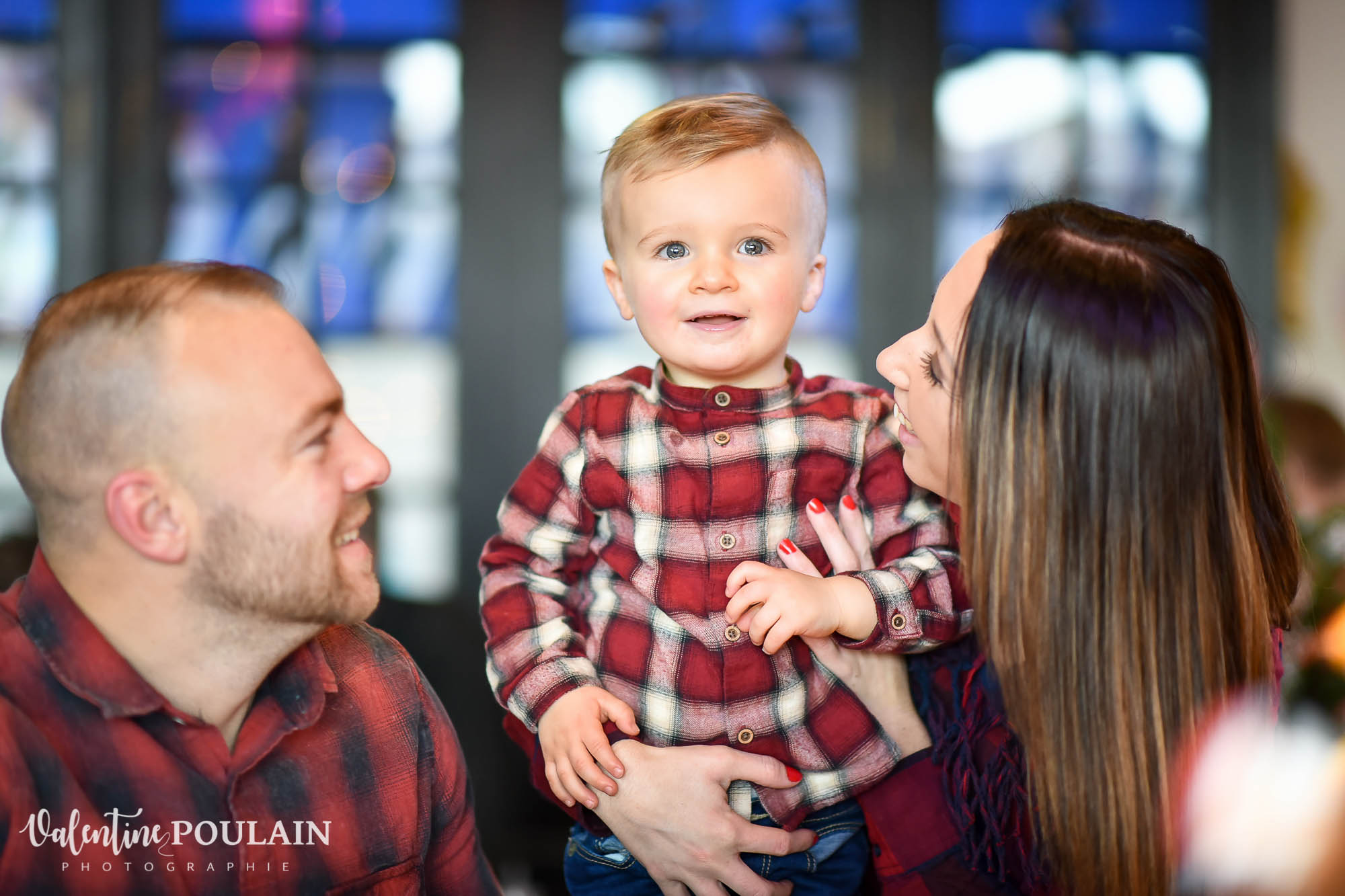 Shooting famille hiver Colmar lifestyle debout