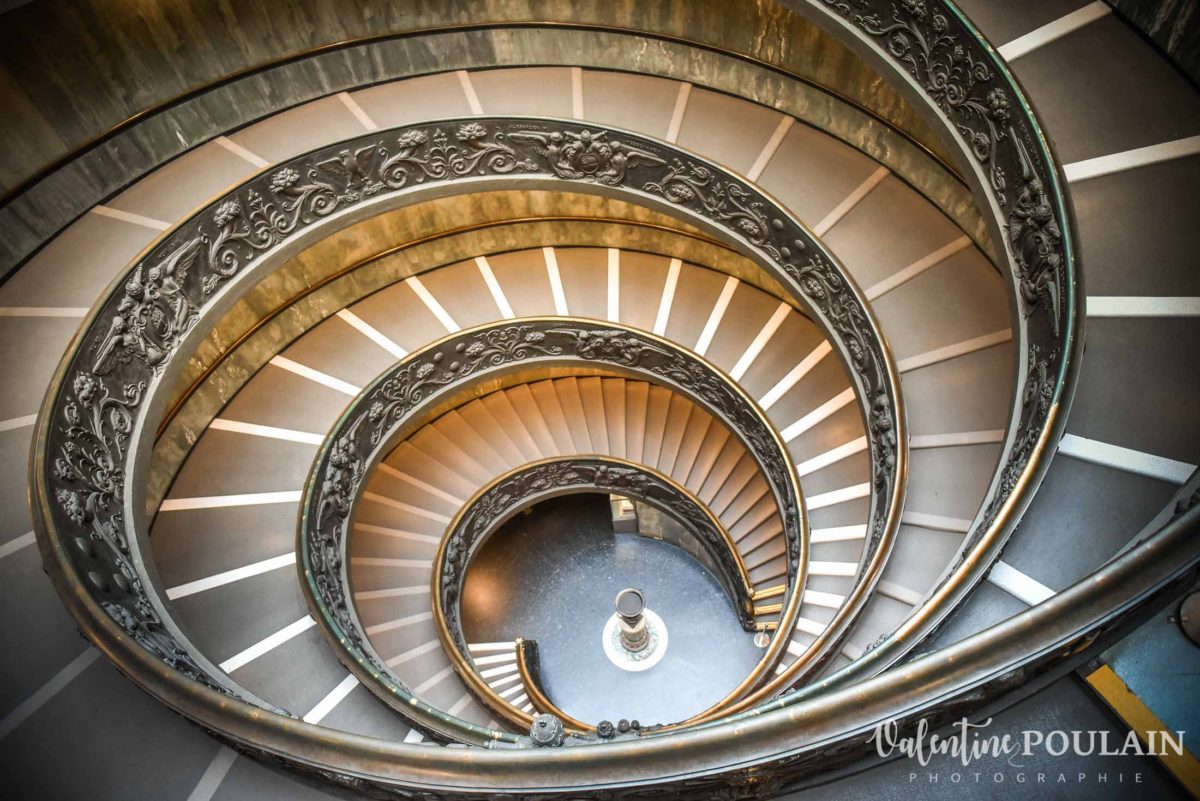 Rome Italie - Valentine Poulain escaliers Escalera espiral doble