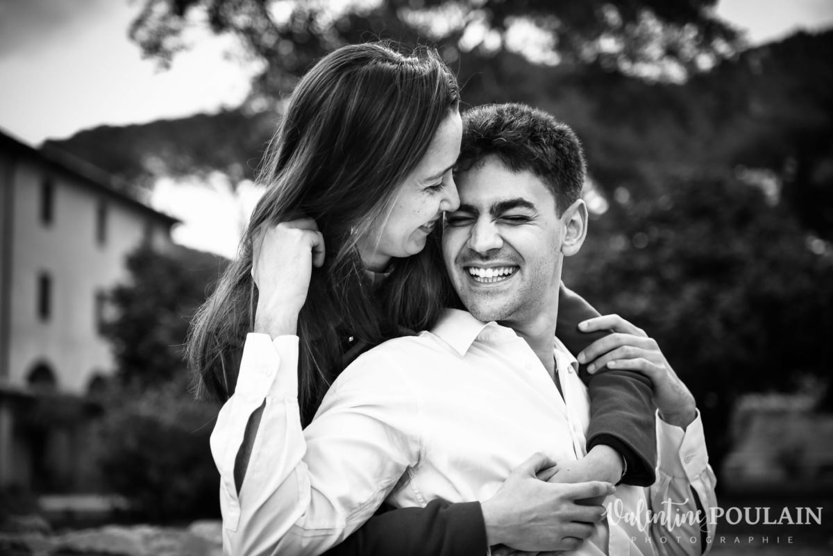 Shooting couple demande mariage Rome rire