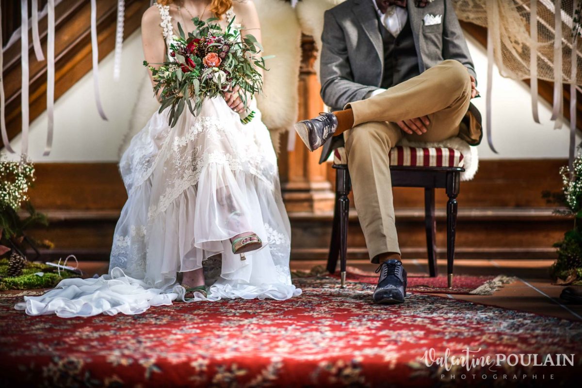 Mariage hippie funky - Valentine Poulain jambes