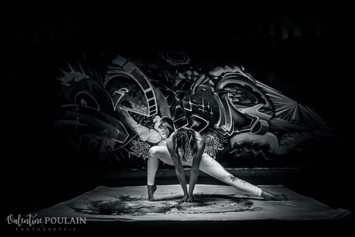 Shooting Yoga girl - Valentine Poulain noir & blanc