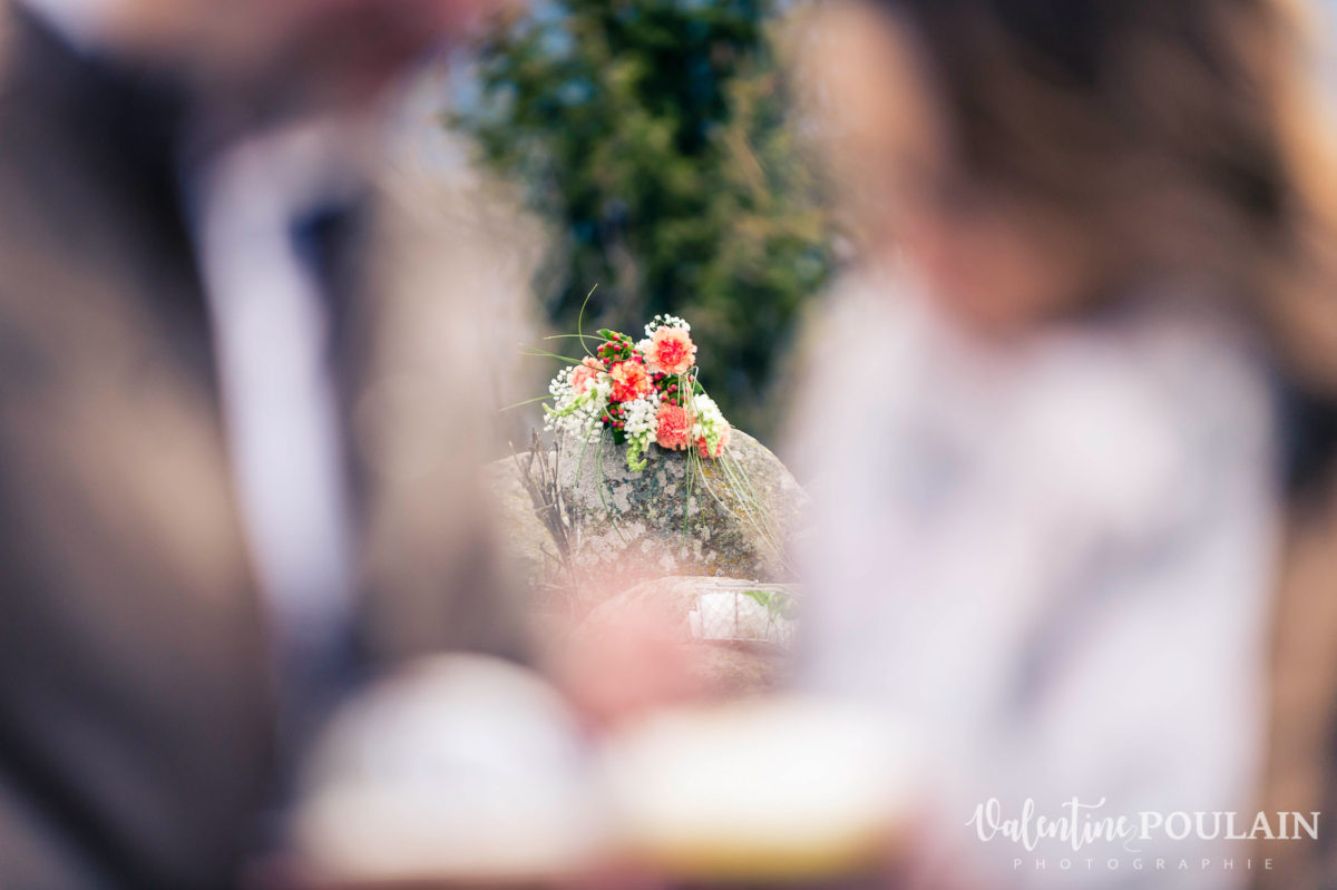 Shooting save the date montagne - Valentine Poulain bouquet