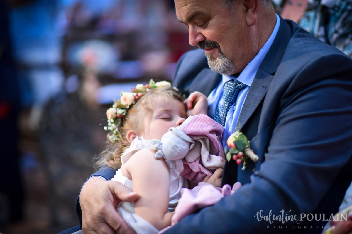 Mariage émotions famille Moosch - Valentine Poulain dormir
