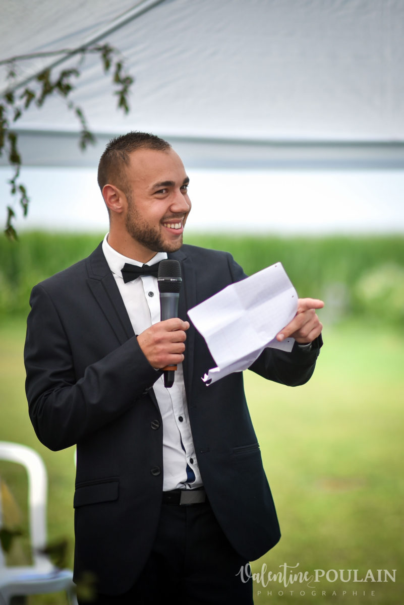 Mariage joyeux vert rose temoin - Valentine Poulain