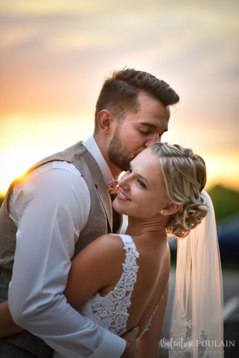 Mariage père marie fille - Valentine Poulain baiser