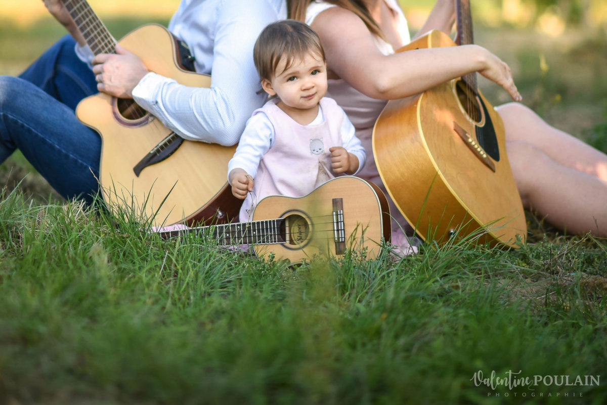 Famille musiciens guitares - Valentine Poulain