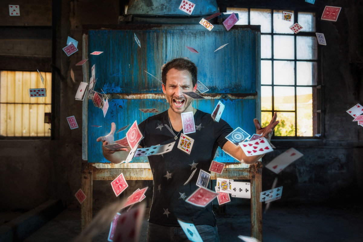 Shooting photo Eric Borner magicien - Valentine-Poulain article