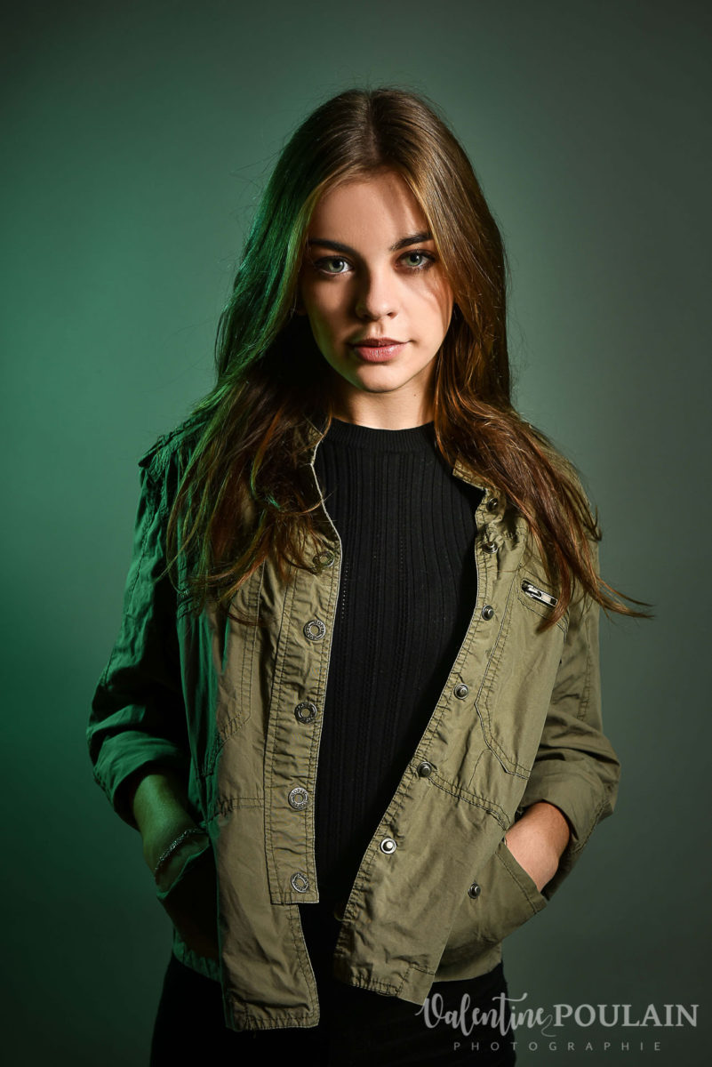 Studio photo portrait vert - Valentine Poulain
