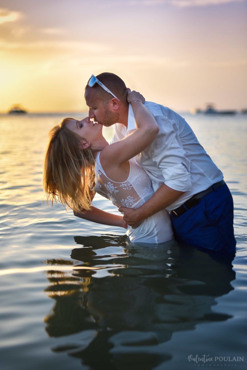 Baiser eau mariage - Valentine Poulain