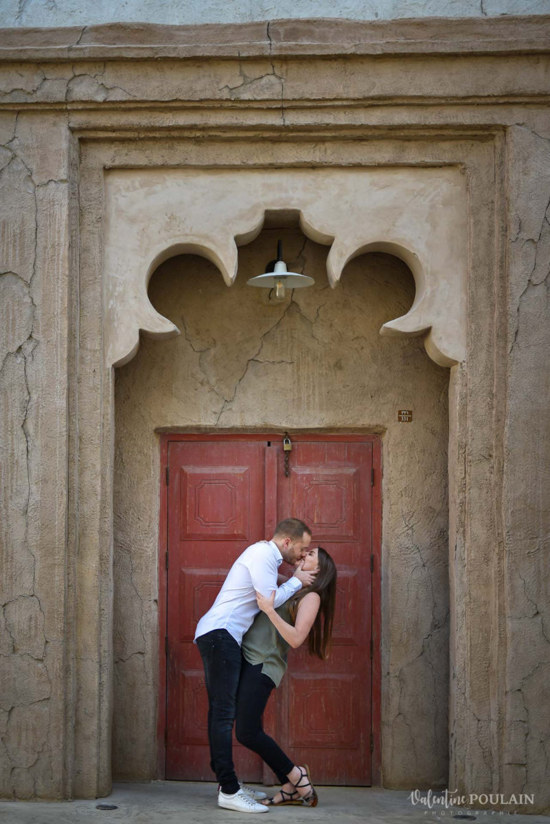 Demande en mariage Désert Dubaï - Valentine Poulain porte