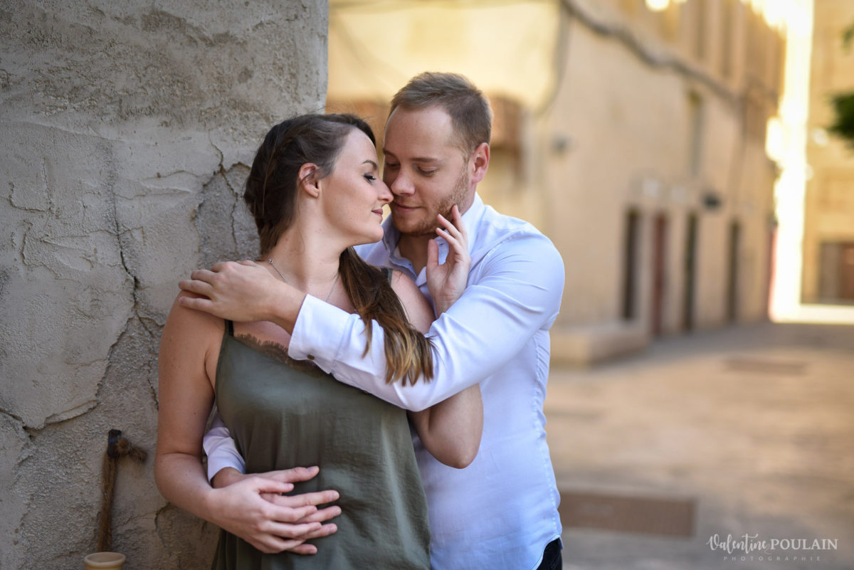 Demande en mariage Désert Dubaï - Valentine Poulain tendresse
