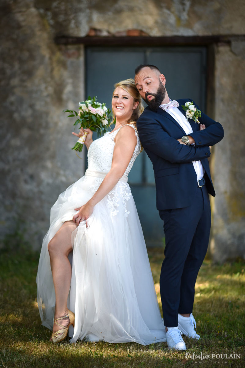 Mariage fun kermesse party - Valentine Poulain jambe