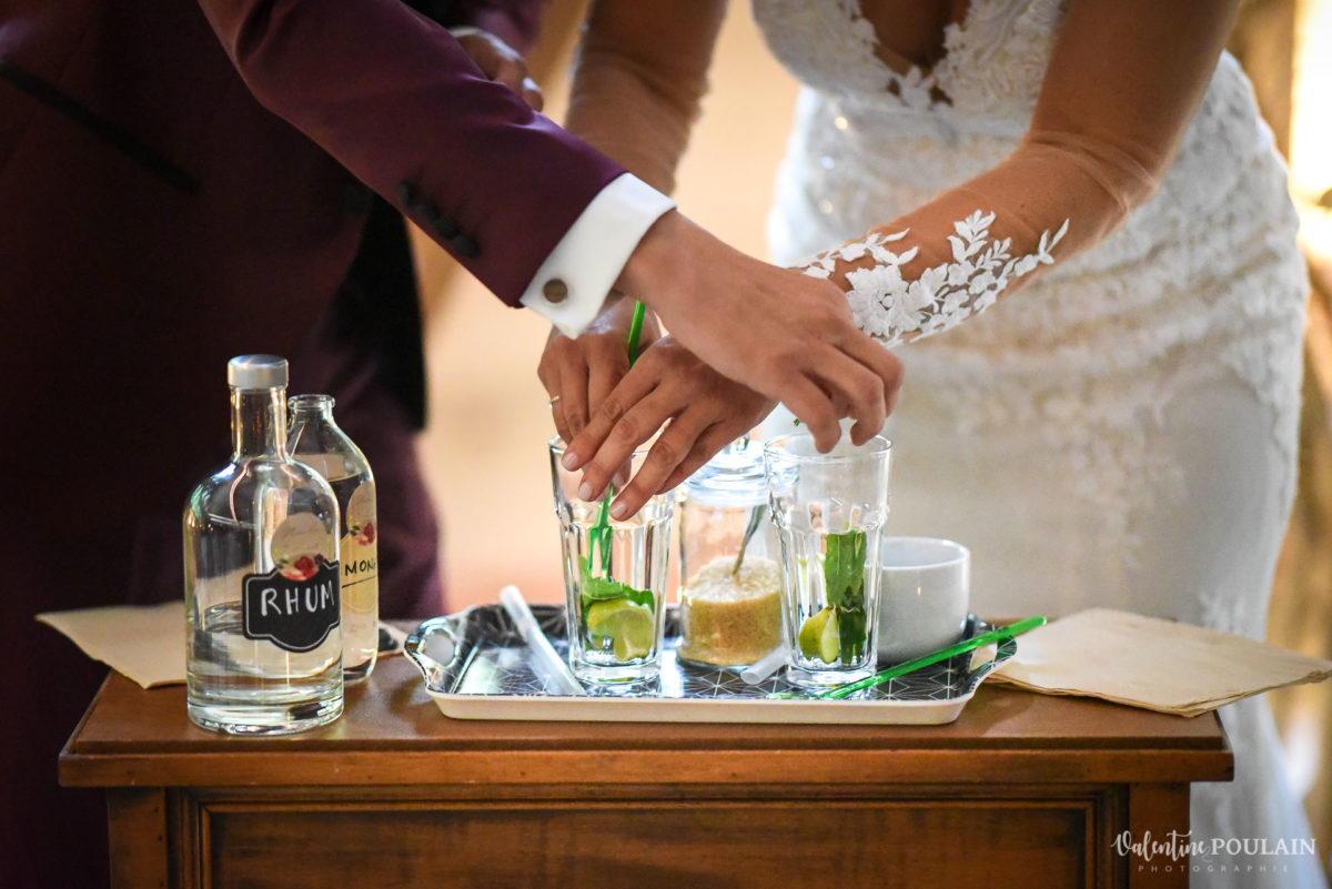 Mariage rock automne Domaine du Hirtz - Valentine Poulain cérémonie laïque -mojito cocktail