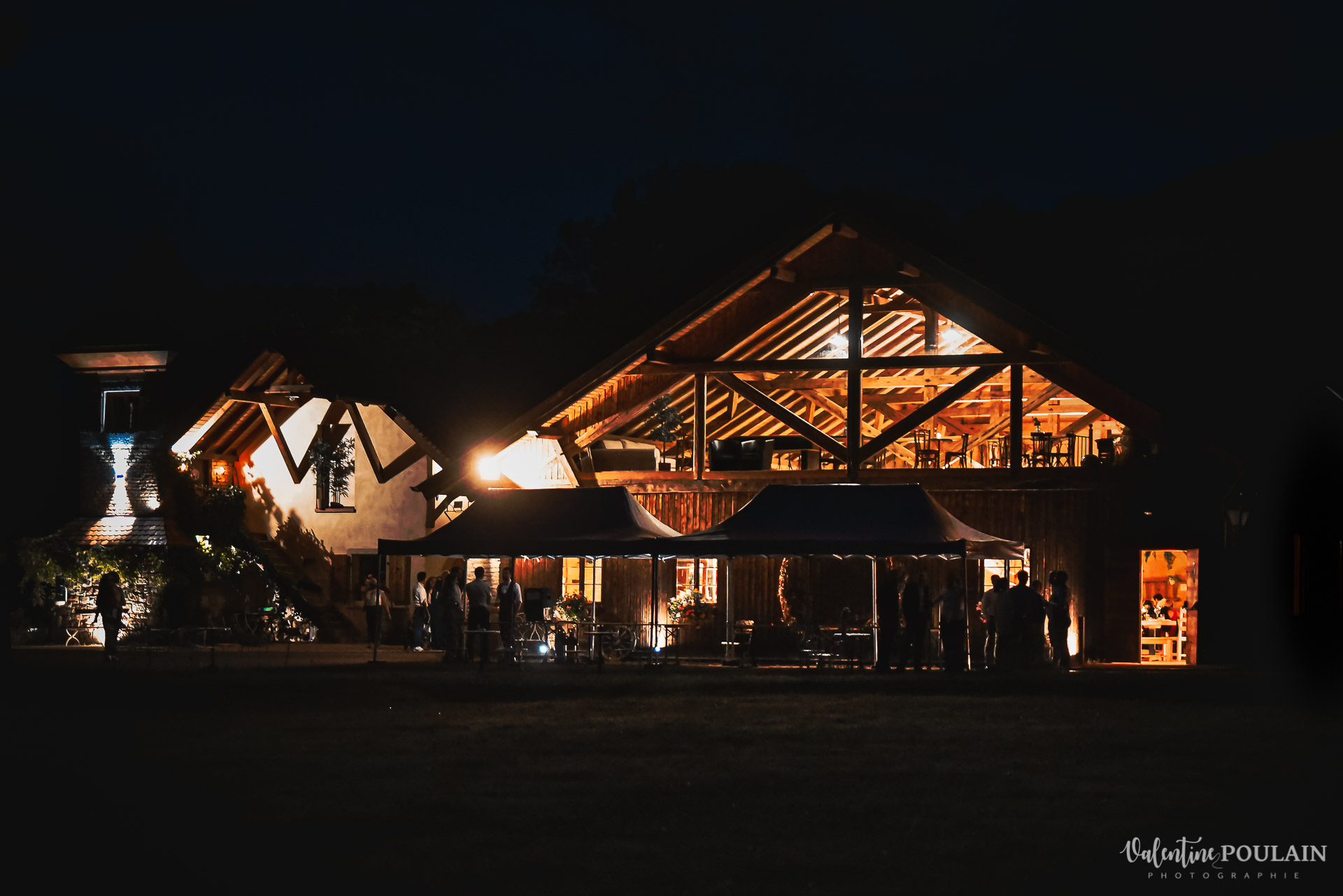 Mariage La Drille au bord de l'eau - Valentine Poulain chalet