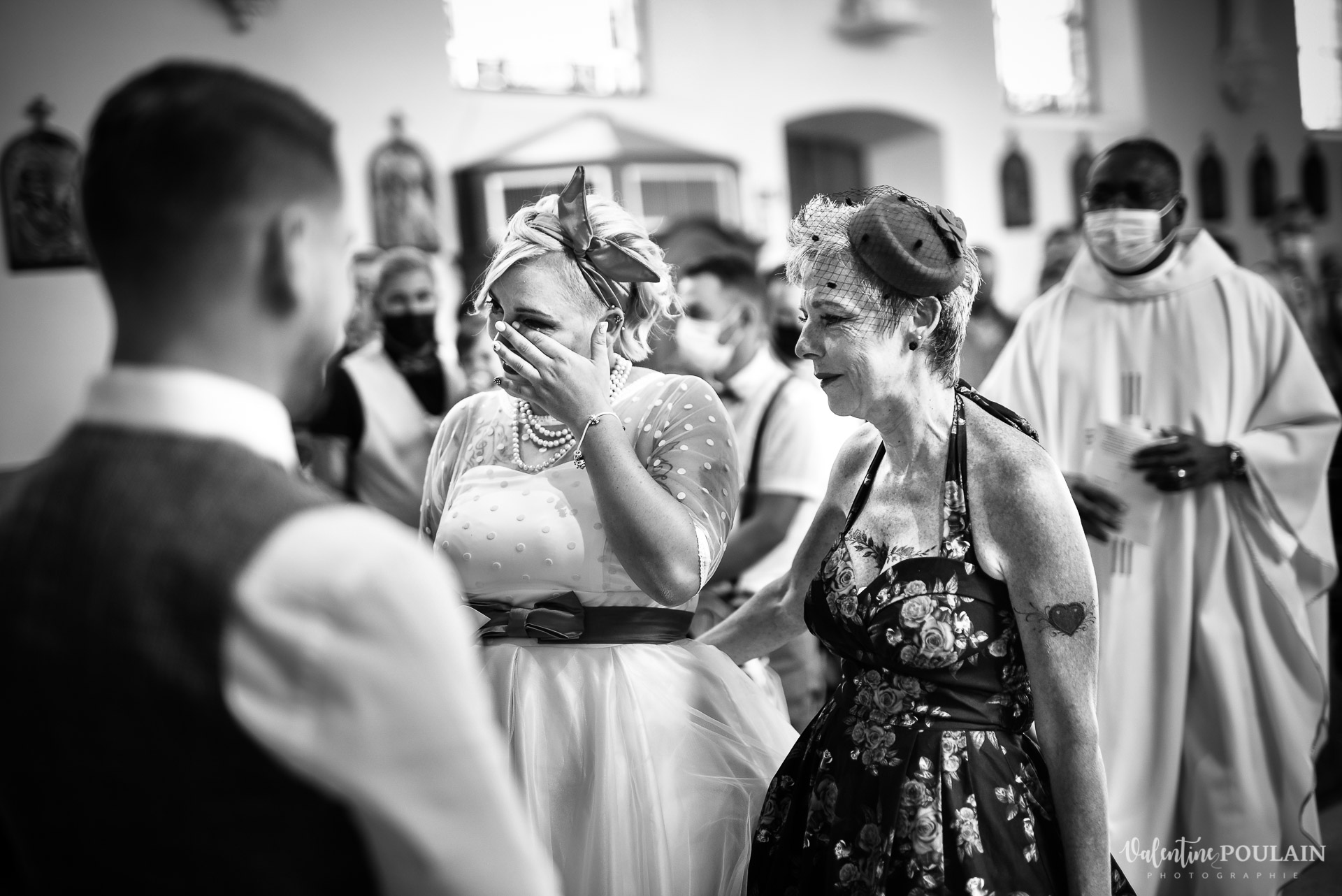 Mariage vintage rockabilly - Valentine Poulain mère larme