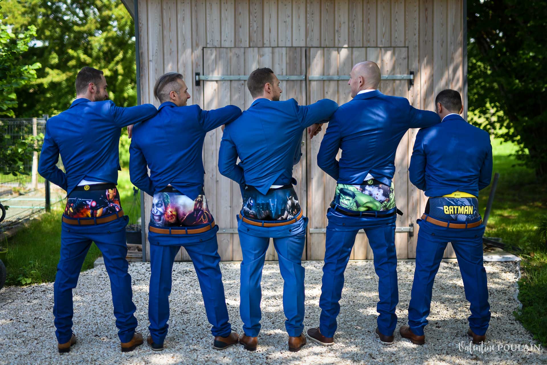 Mariage cérémonie laïque Moulin-de la Mangue - Valentine Poulain caleçons dos
