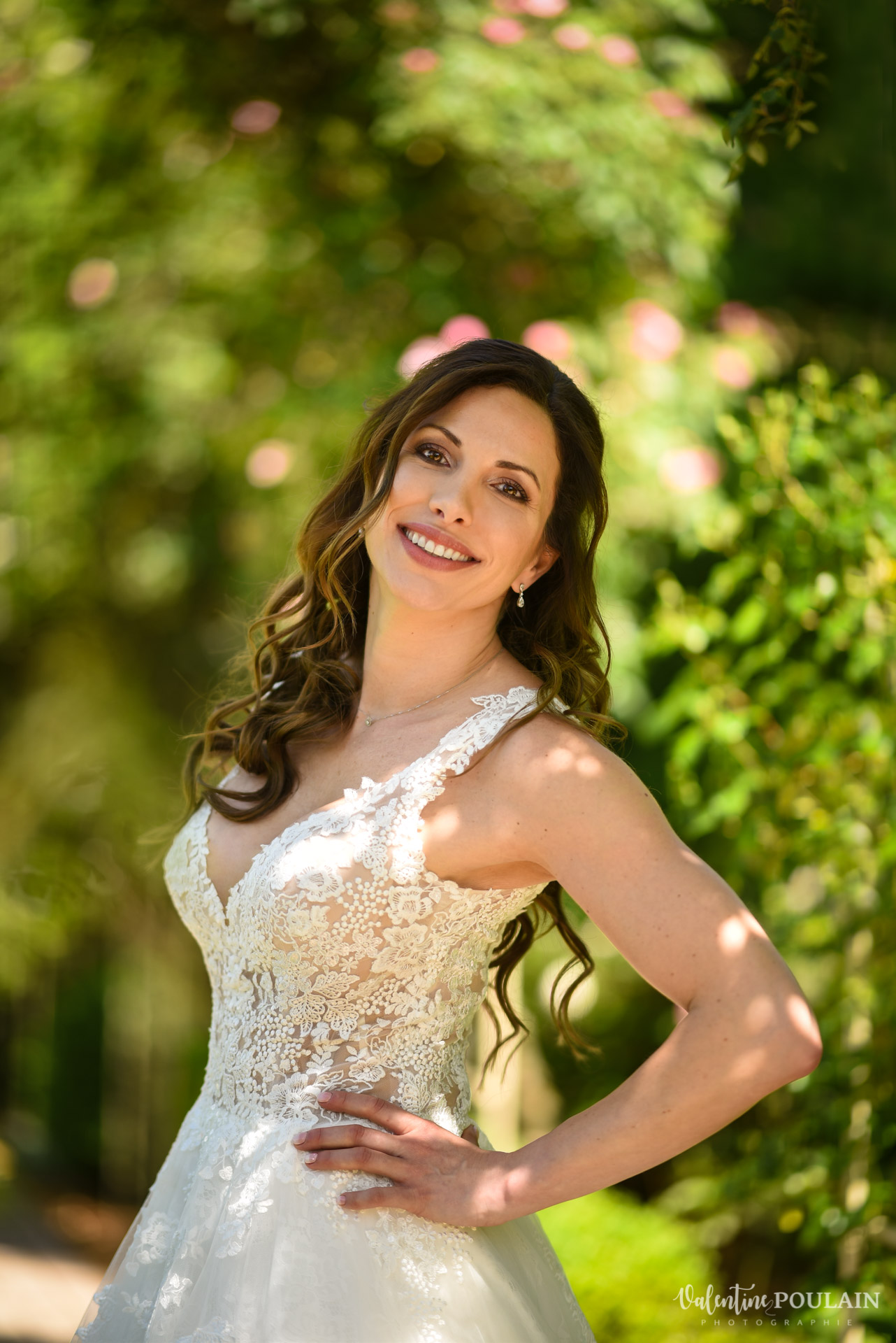 Mariage cérémonie laïque Moulin-de la Mangue - Valentine Poulain mariée